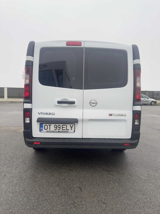 Opel Vivaro, 8+1, 2016, model lung, 1.6 diesel biturbo, euro 6