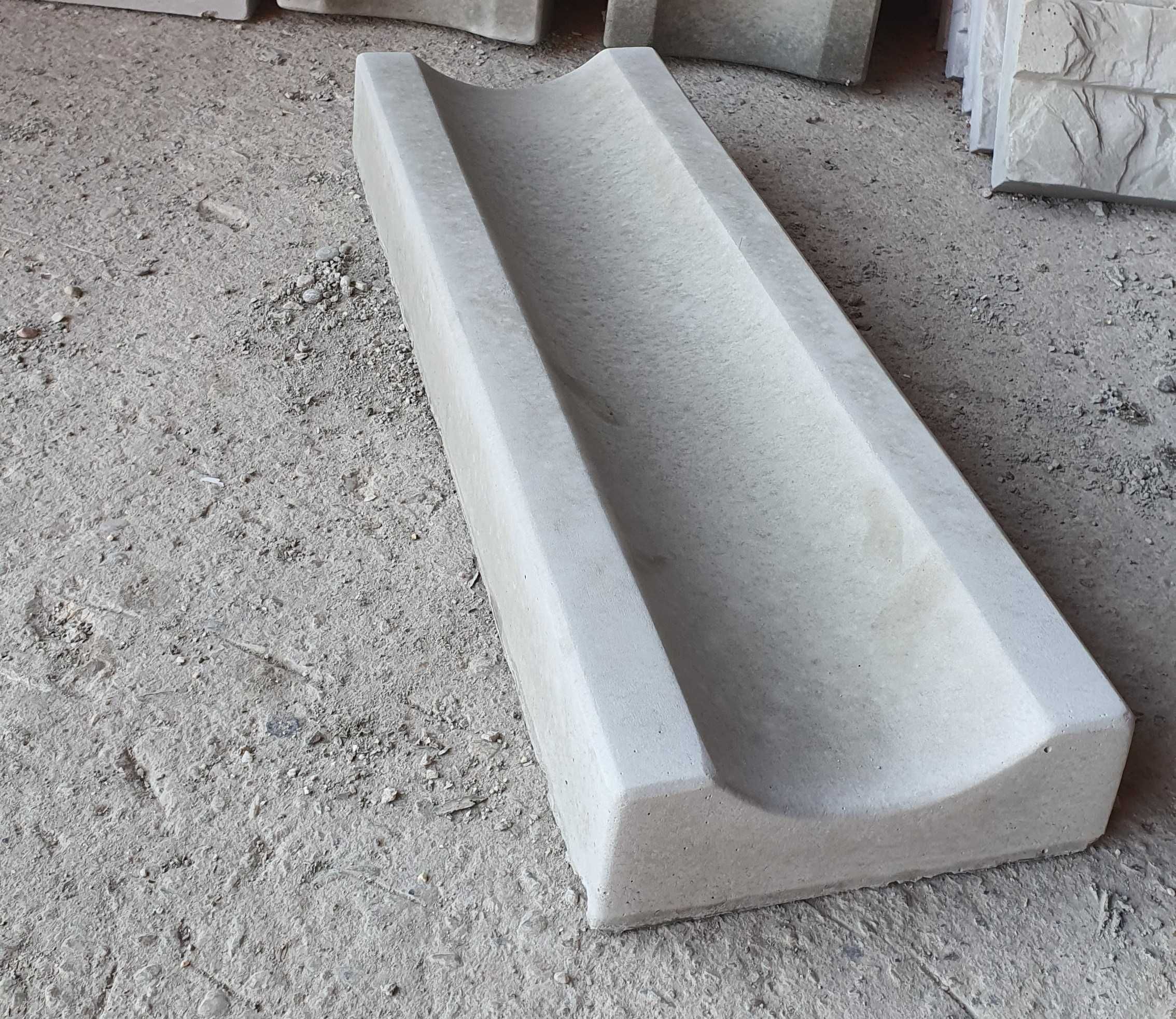 Prefabricate din beton (capace, borduri, dale, pavaj, inele, stalpi)