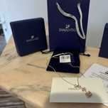 Lantisor Swarovksi Dancing Swan Rose Pink