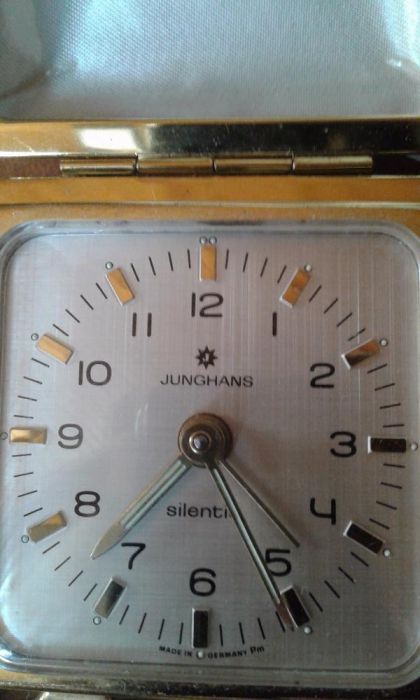Junghans silentic alarm clock