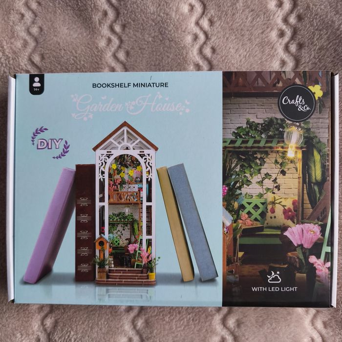 DIY Макет за сглобяване Crafts&Co (направи си сам)