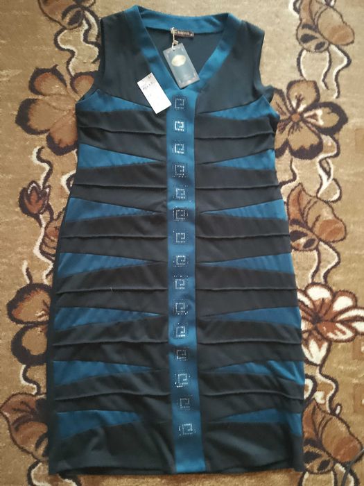 НОВИ Рокли за ЕЛЕГАНТНИ ДАМИ. Размери Л/ХЛ нови с етикета