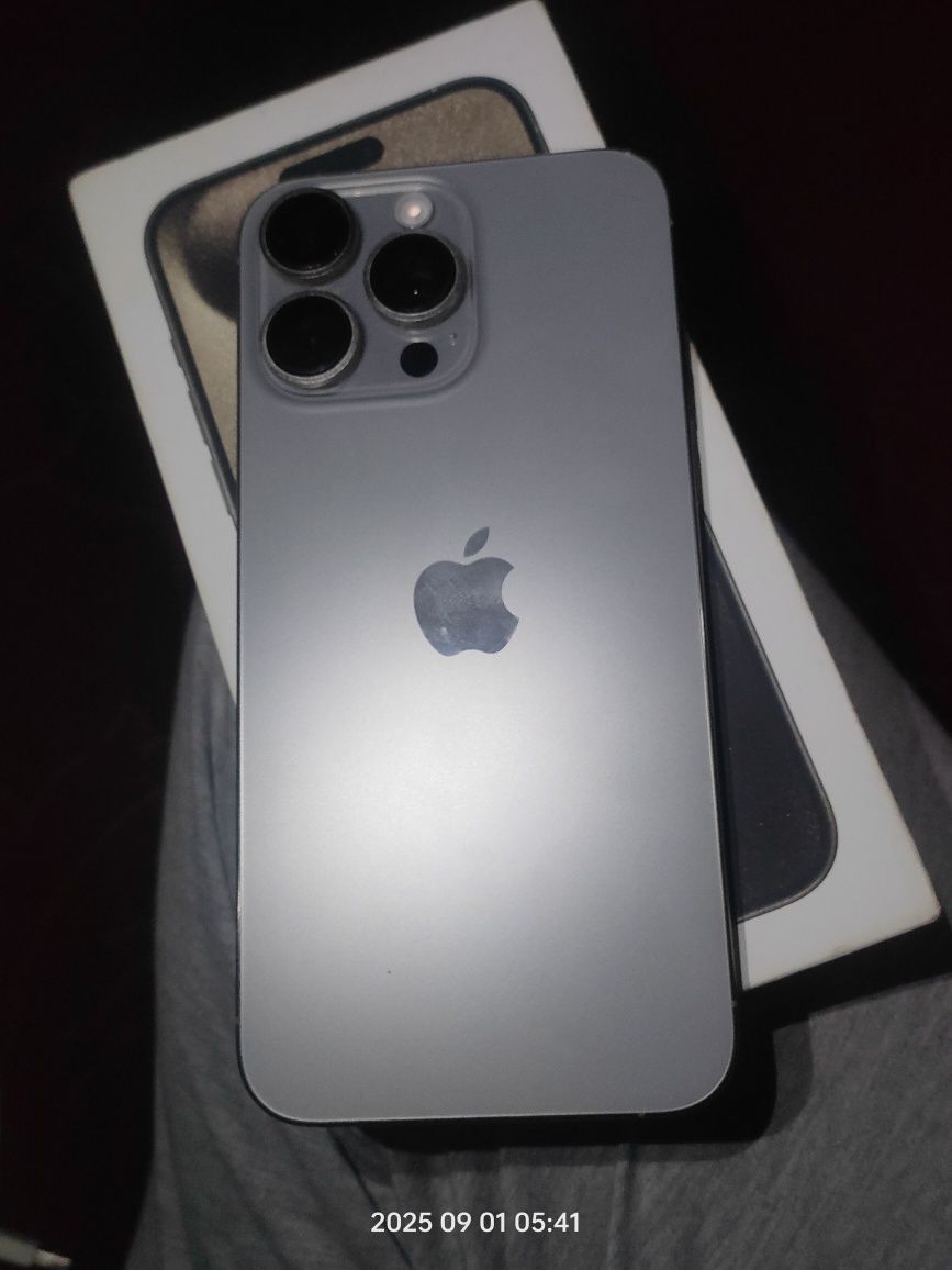 iPhone 15 Pro max