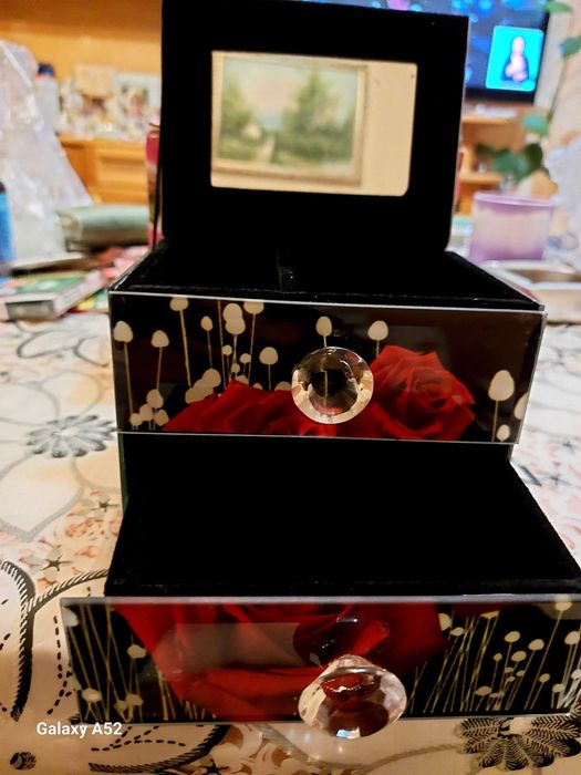 Продавам  антични предмети