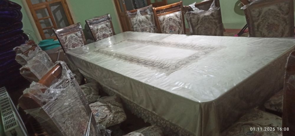 Стол стул сотилади холати йахши бекор турибди