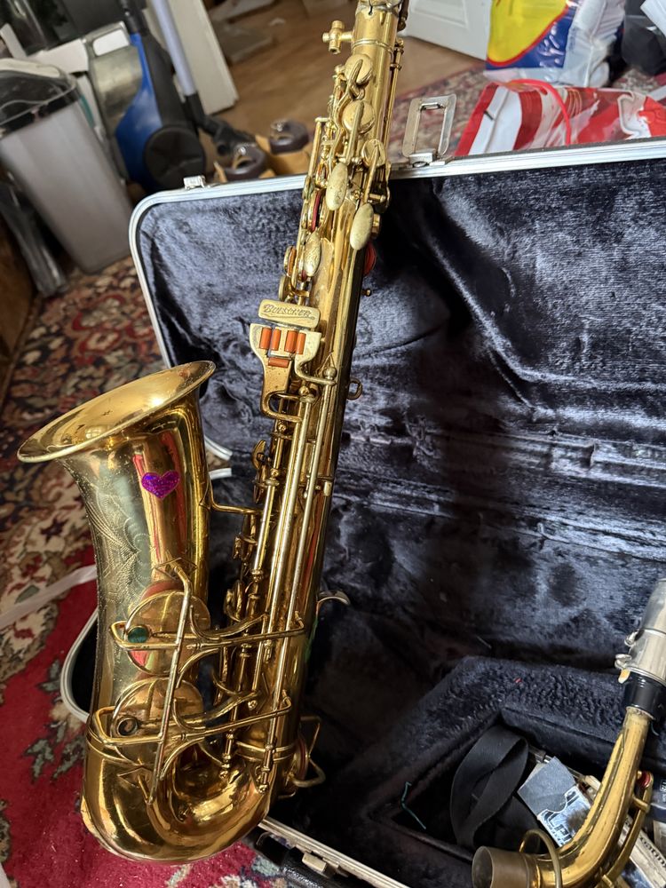 Saxofon buescher