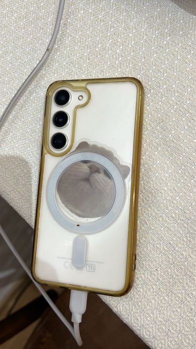 Продам самсунг S 23 белый.