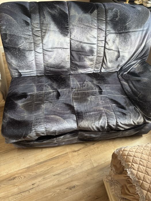 Продам диван стильный