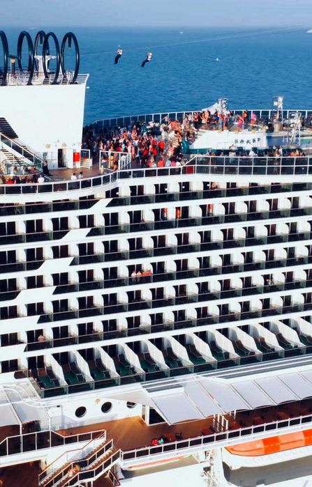 AQSHga sayohat vizasini olishga shoshiling.