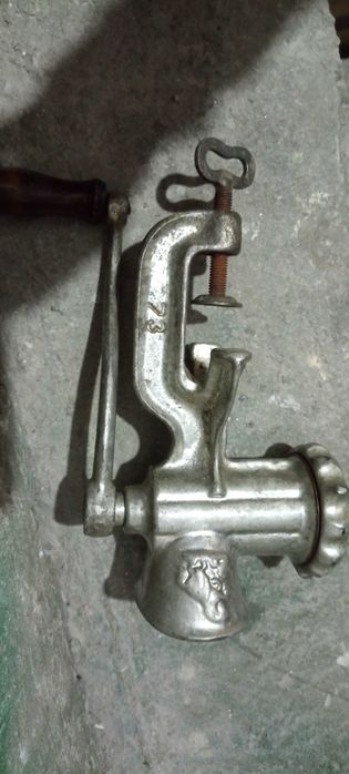 Мелачка за месо и зеленчуци