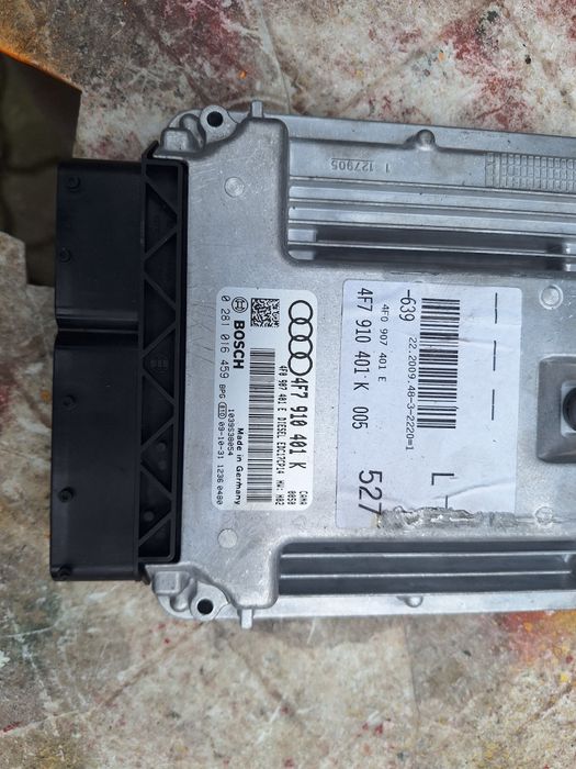 Ecu calculator motor Audi Q sau A6 C6 4F7 901 401 k 8R0 907 401 J9