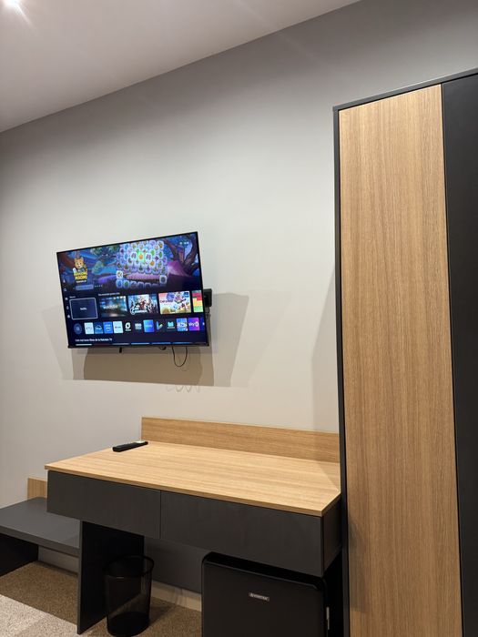 Elmax Aparthotel ofera camere in regim hotelier