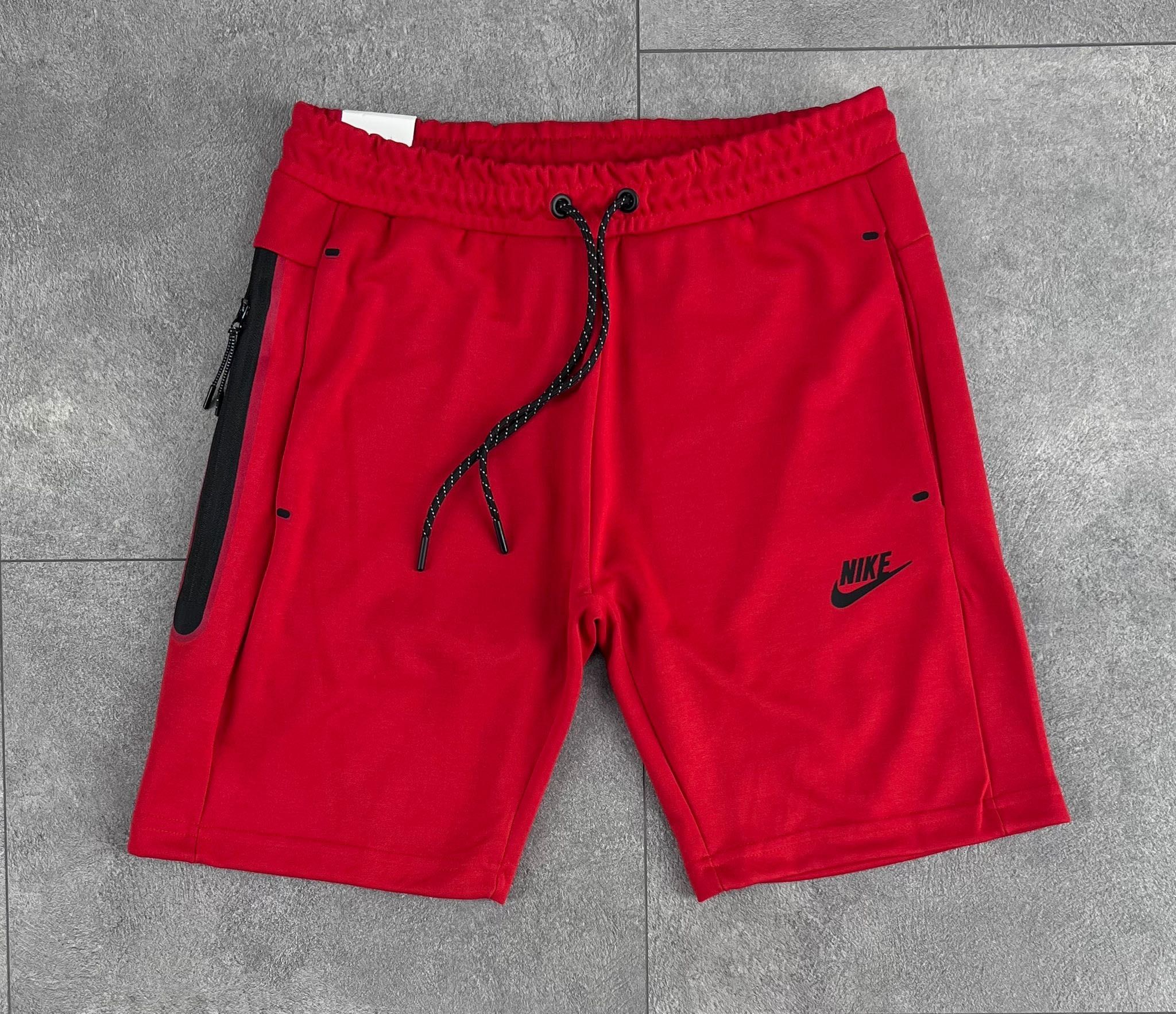 Къси панталонки Nike Tech Fleece