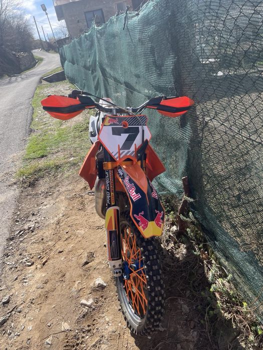 Продавам ktm sx 85 2010г.