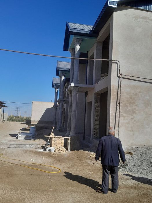 Катеджлар неоклассика услубинда манзил; Косма Обод силикатни копири