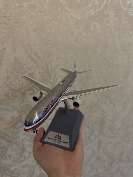 Макет самолета Boeing 767 American и Boeing 787 ANA