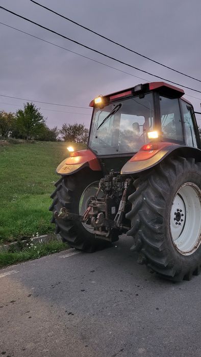 Tractor New Holland M115