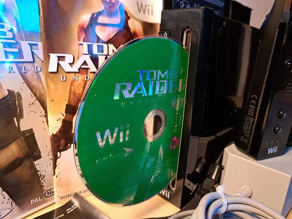 Nintendo Wii / GameCube (RVL-001) complet si de colectie + TOMB RAIDER