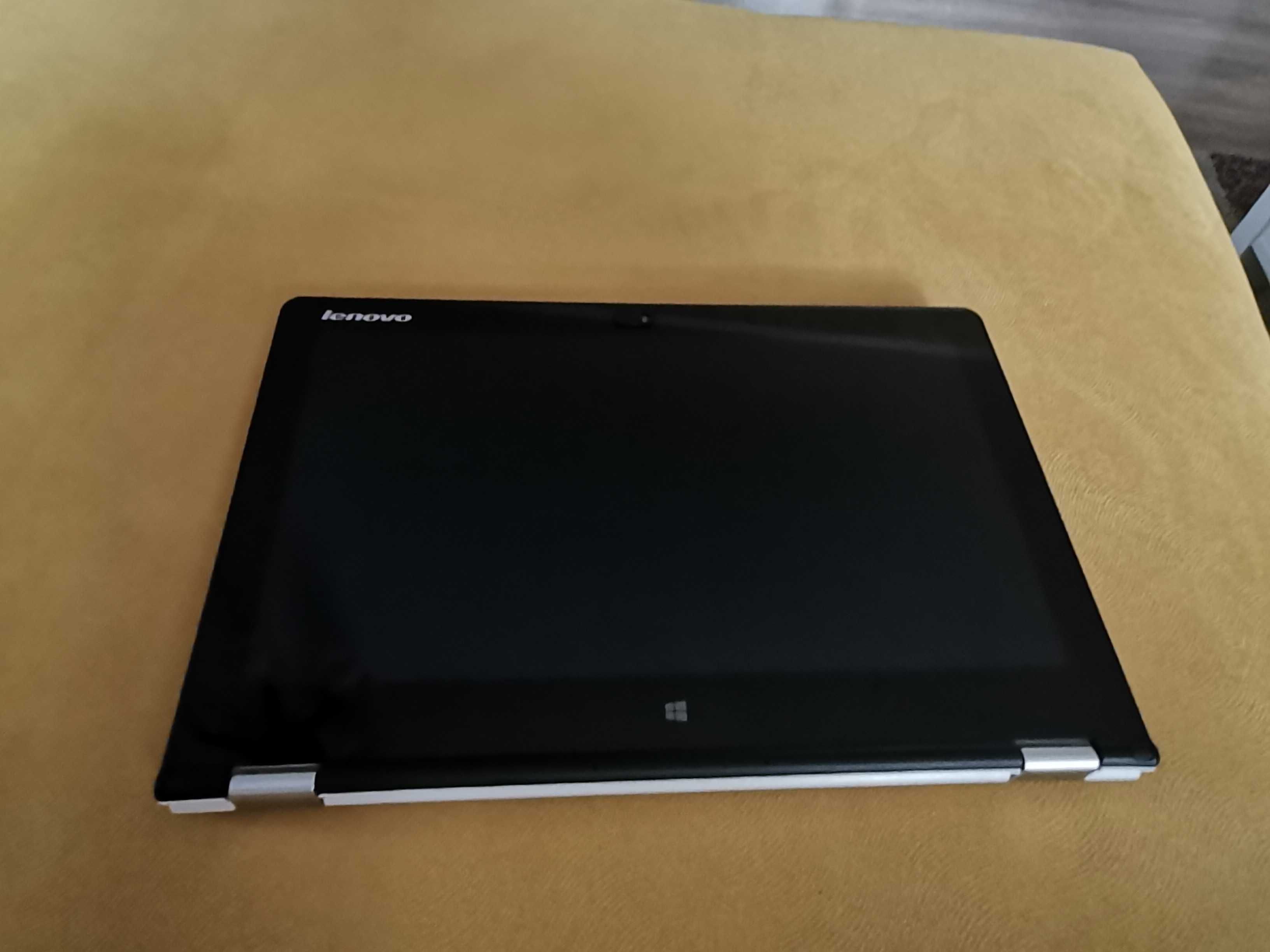 Продавам лаптоп Lenovo Yoga 3 - 11