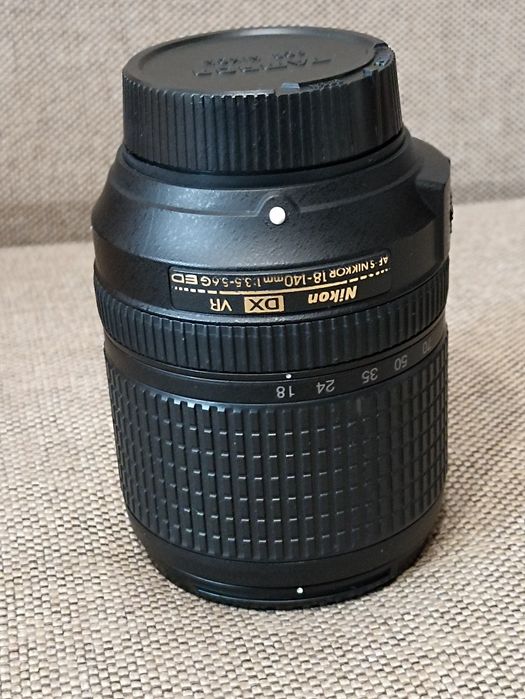 Obiectiv Nikon 18-140mm