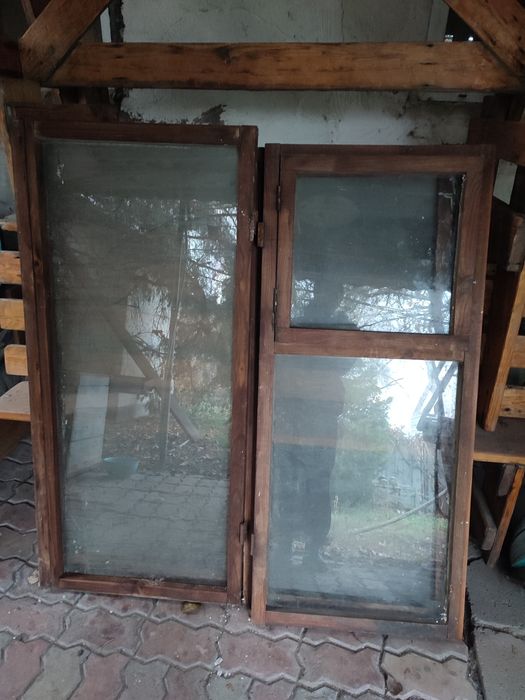 Окна деревянные со стеклом