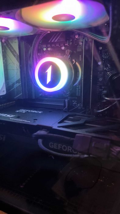 Calculator Gaming  RTX 5070ti + R5 7600X + 32 GB Ram DDR5 + 2x SSD m.2