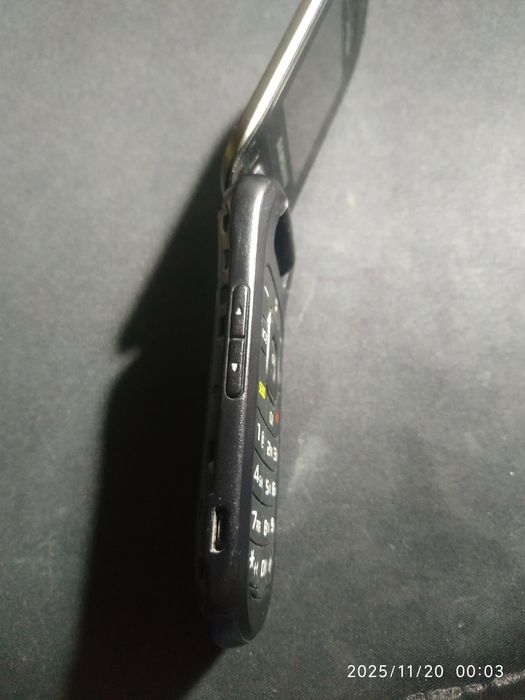 Samsung Version на запчасти, корпус в хорошем состоянии