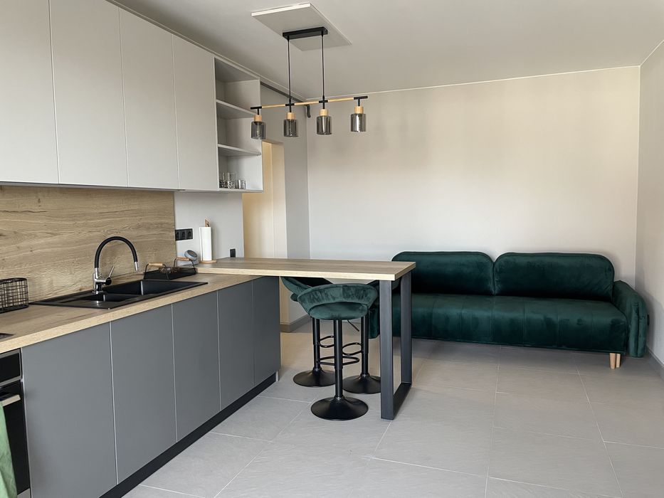 Inchiriere-Apartament 3 camere, zona Parc - Centrul Vechi