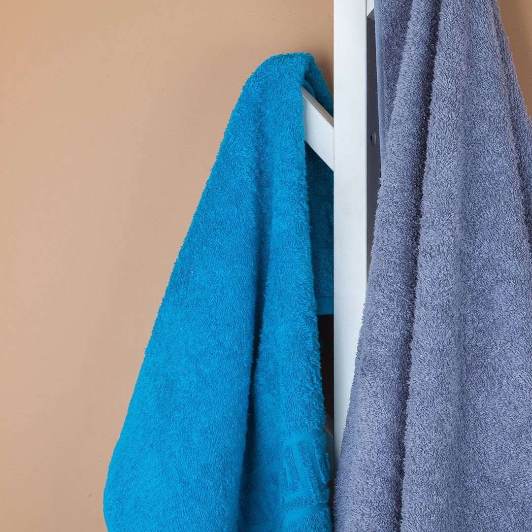 Недорогие махровые полотенца отличного качества, различных размеров.