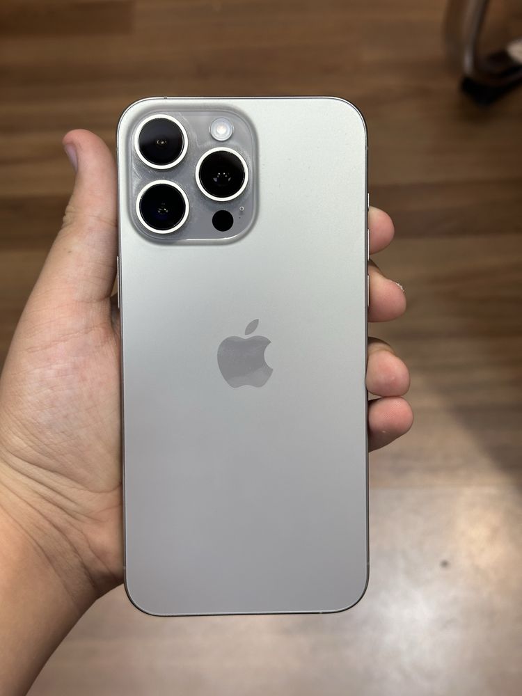Iphone 15Pro Max Titanium