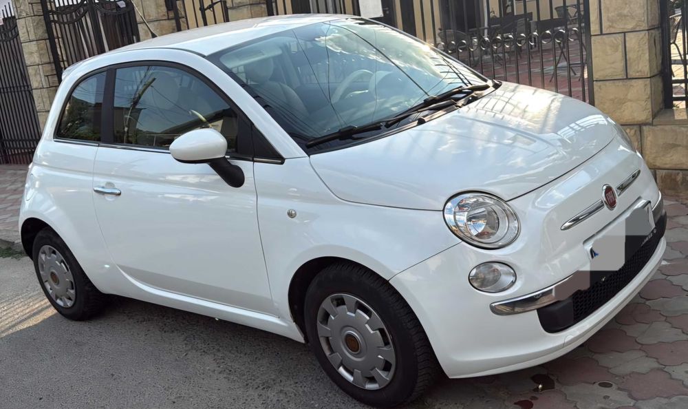 Fiat 500 alb 111000 km diesel stare excelentă