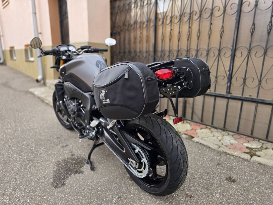 Yamaha FZ8 N ABS 2014 Side-Case Hurric