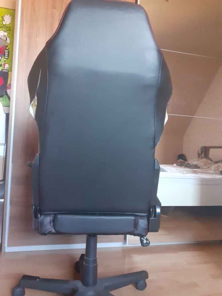 Scaun gaming dxracer