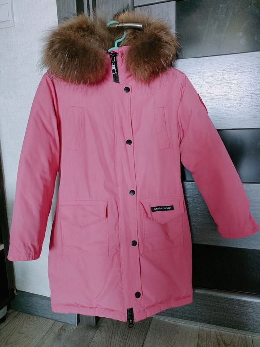Продам парку на девочку