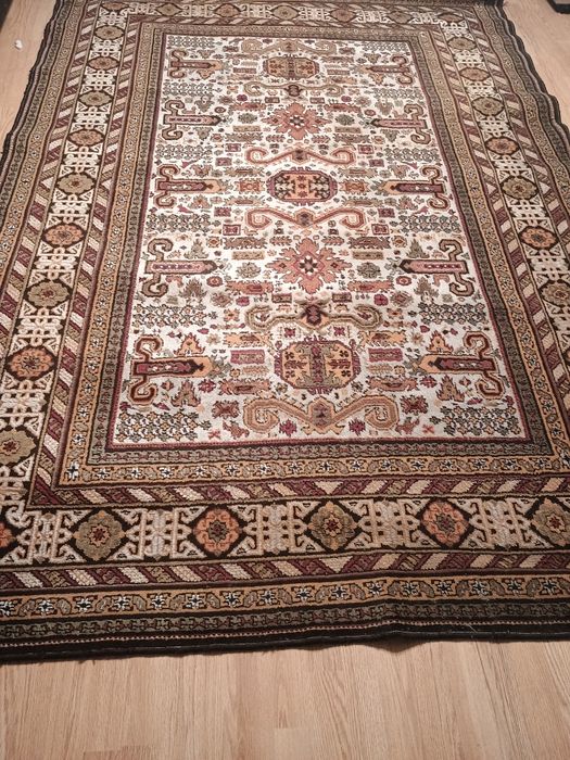 Персийски килим 289/190см