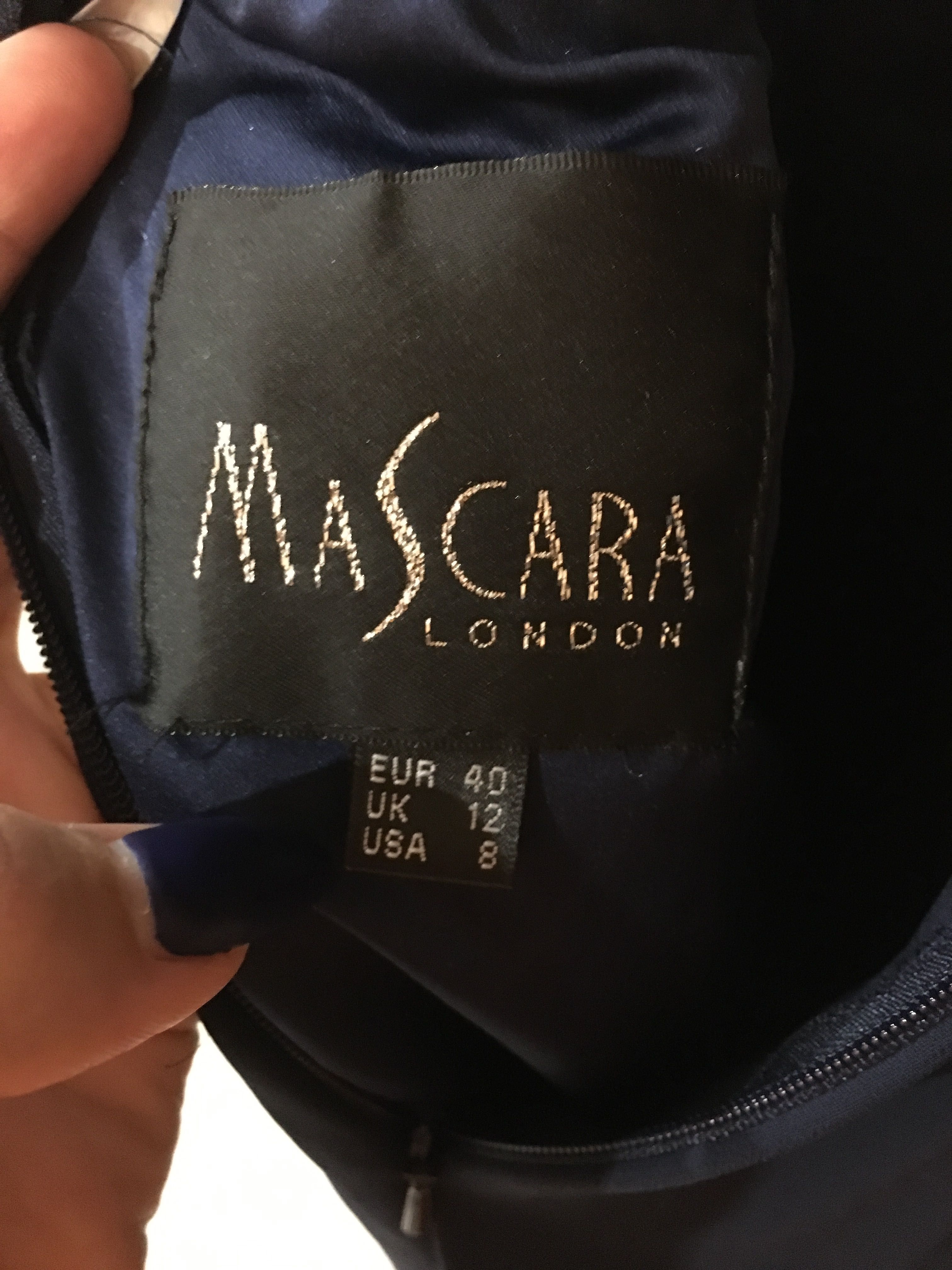 Рокля Mascara цвят navy носена веднъж за 1 час