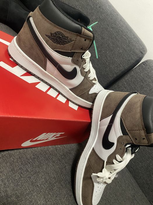 Adidasi Nike Jordan noi