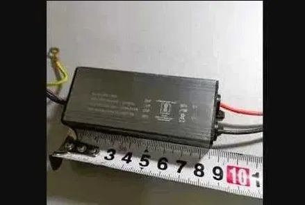 драйвер, блок питания на свето-диод 1500мА и другие есть