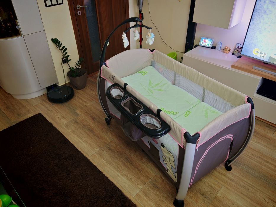 Бебешка кошара сгъваема на 2 нива + подарък