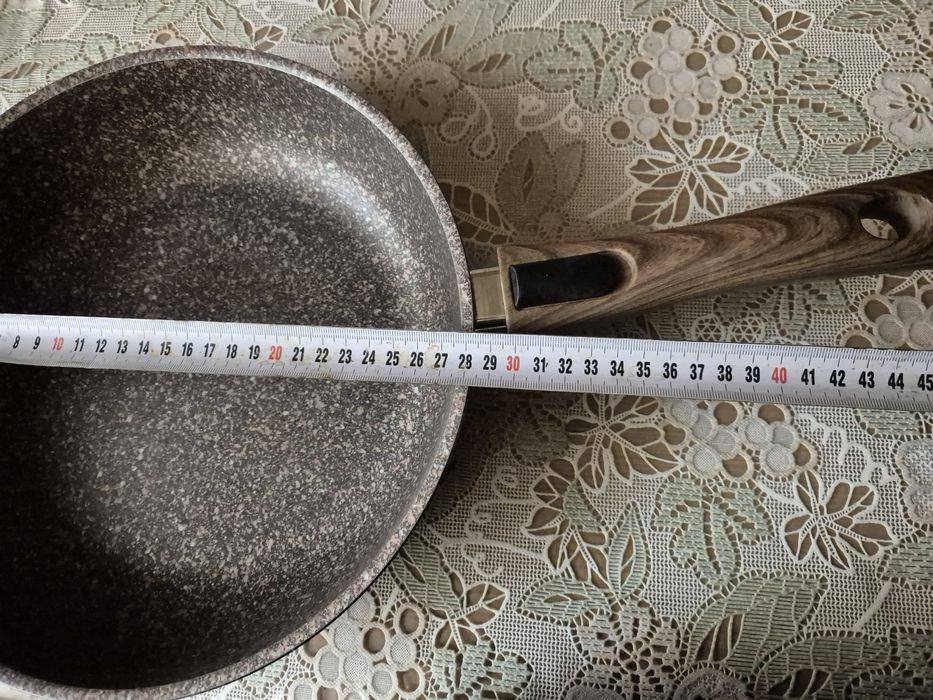 Продам сковороду