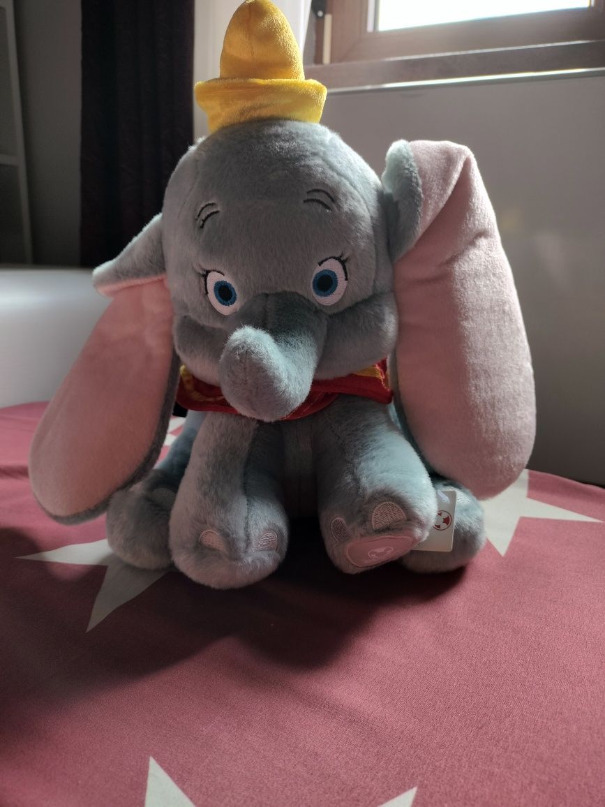 Elefant Dumbo jucărie pluș 30 cm