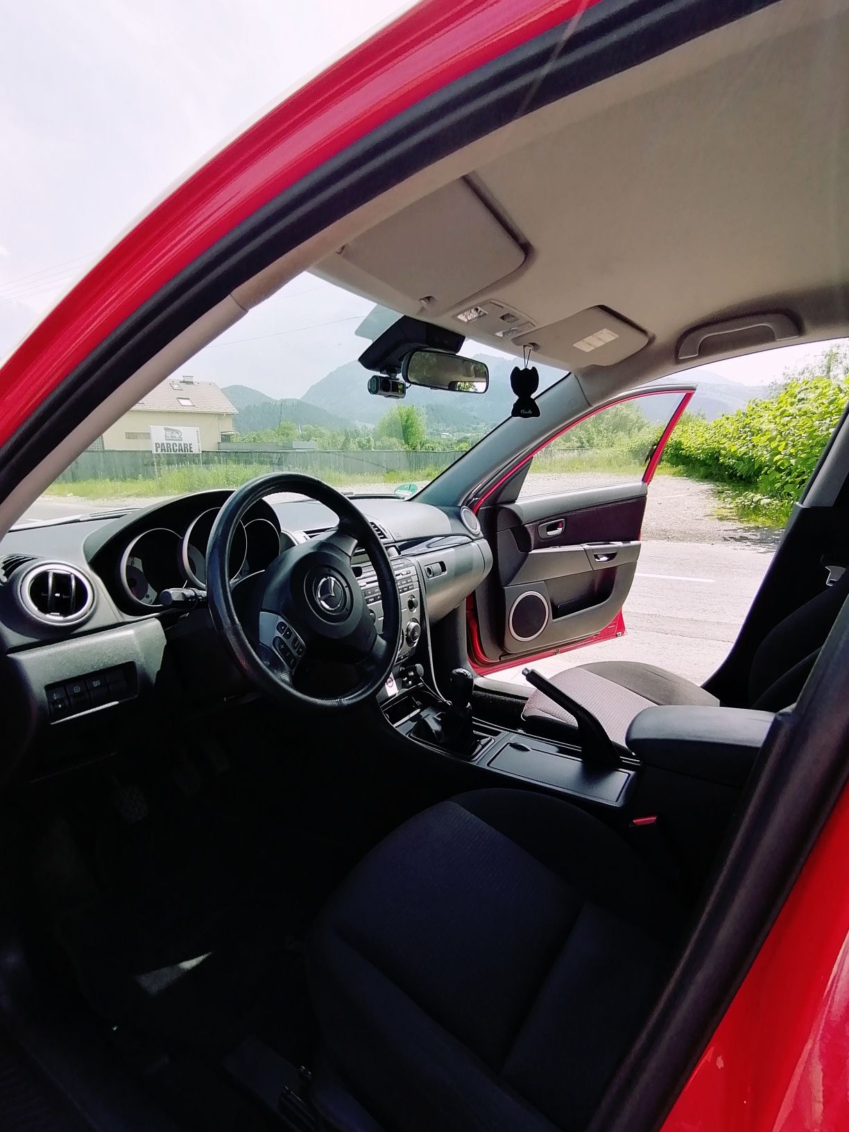 *Vand Mazda 3 1.6 BK*