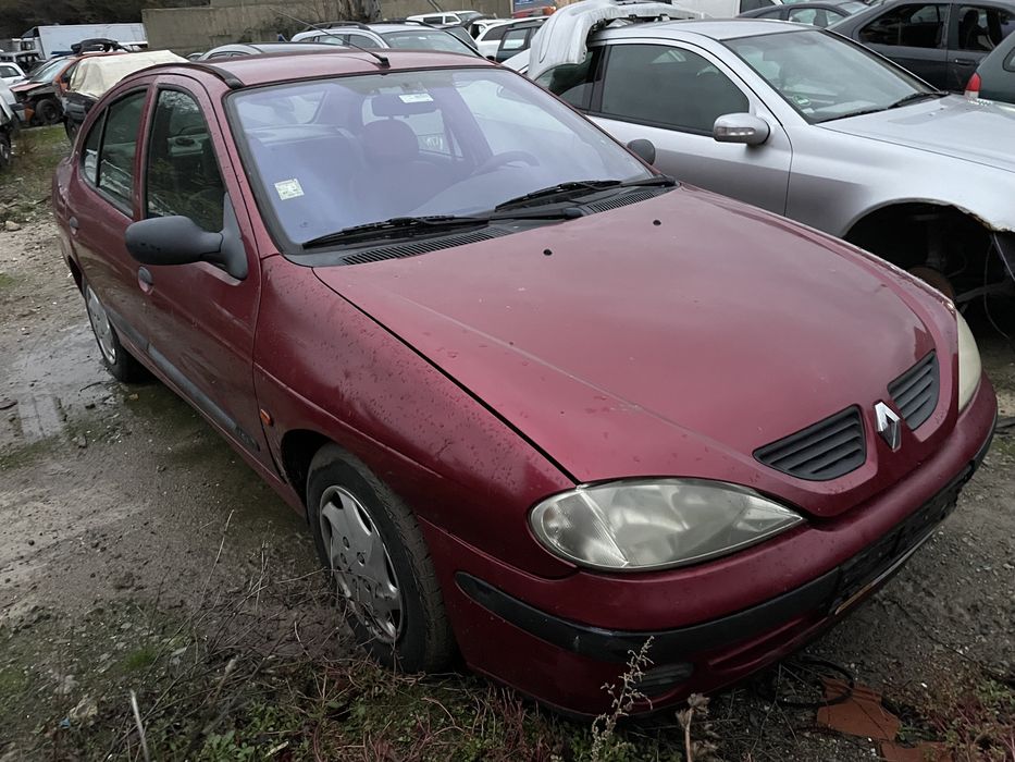Renault Megane 1.6 90кс 2001г На Части