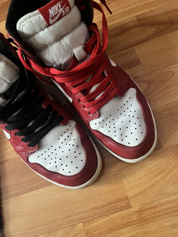 Jordan 1 High Chicago