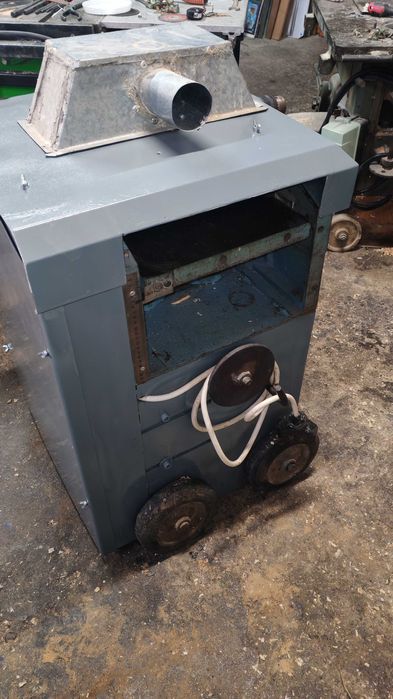 Продавам щрайхмус 320 мм. и аспирация