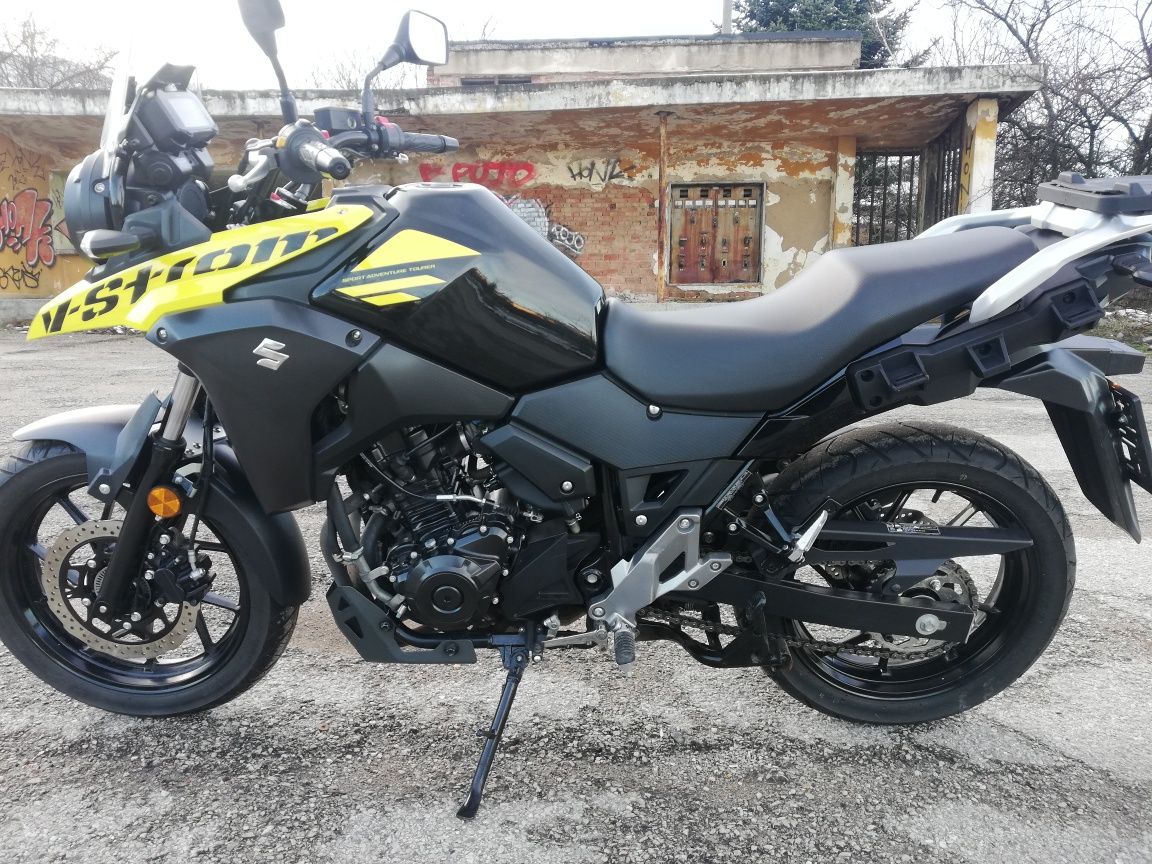 Мотоциклет suzuki V-strom 250