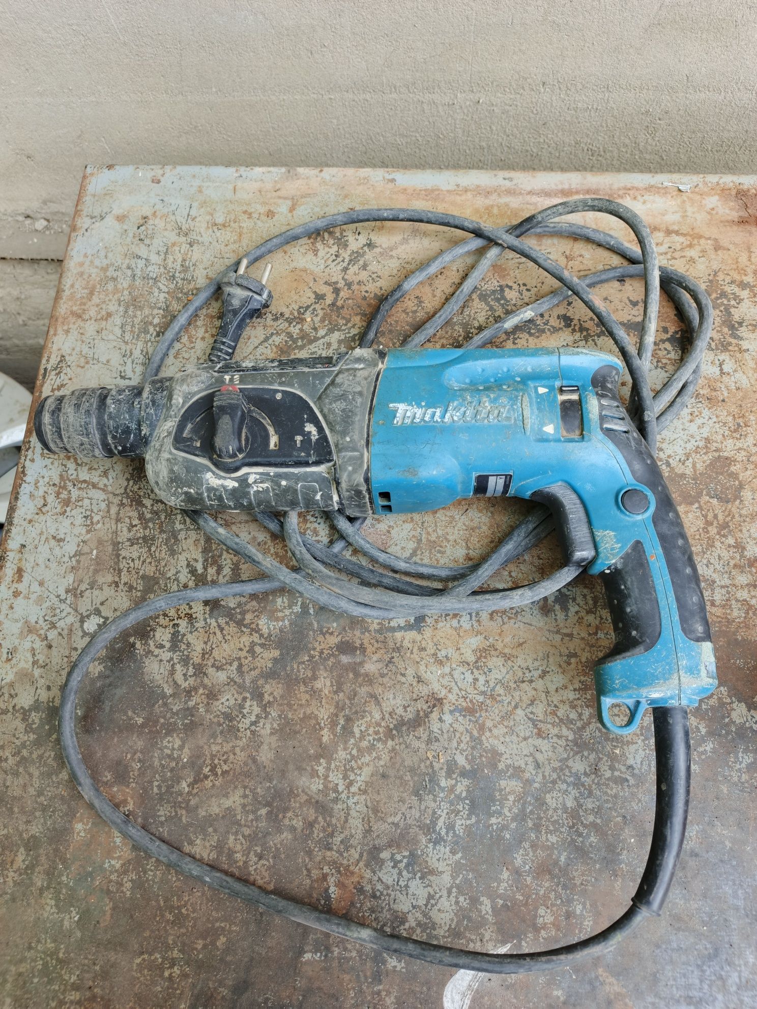 Продам Перфоратор Makita