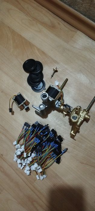 Газ калонка запчас Бари 20000