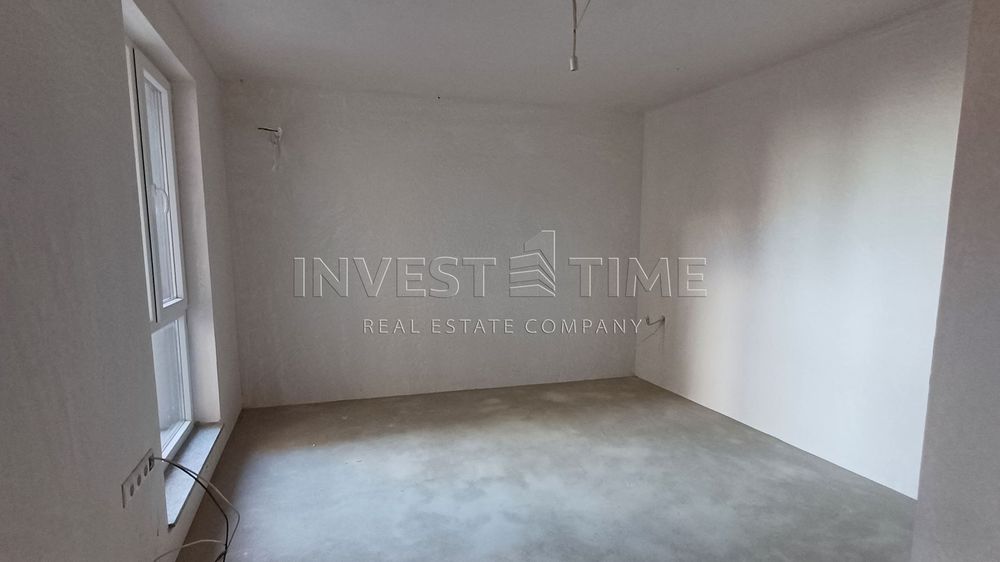 Продава се Двустаен апартамент в Варна, Бриз - 59 кв.м за 1746 €/кв.м - Снимка #5