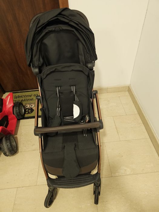 Leclerc Carucior cu landou si accesorii(umbrela, insecte, ploaie)